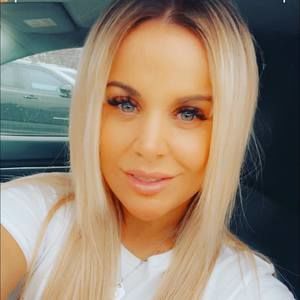 Meet your Posher, Candice